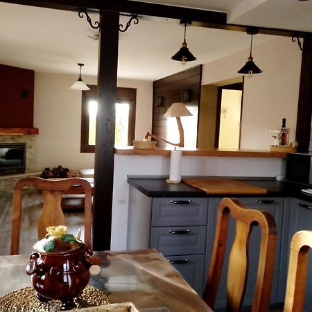 La Casita Del Abuelo Villa Villalmanzo Ngoại thất bức ảnh