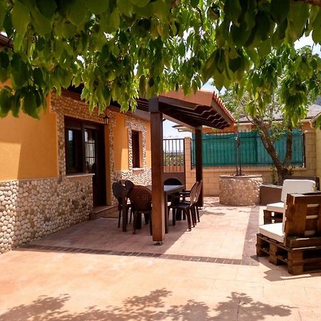 La Casita Del Abuelo Villa Villalmanzo Ngoại thất bức ảnh