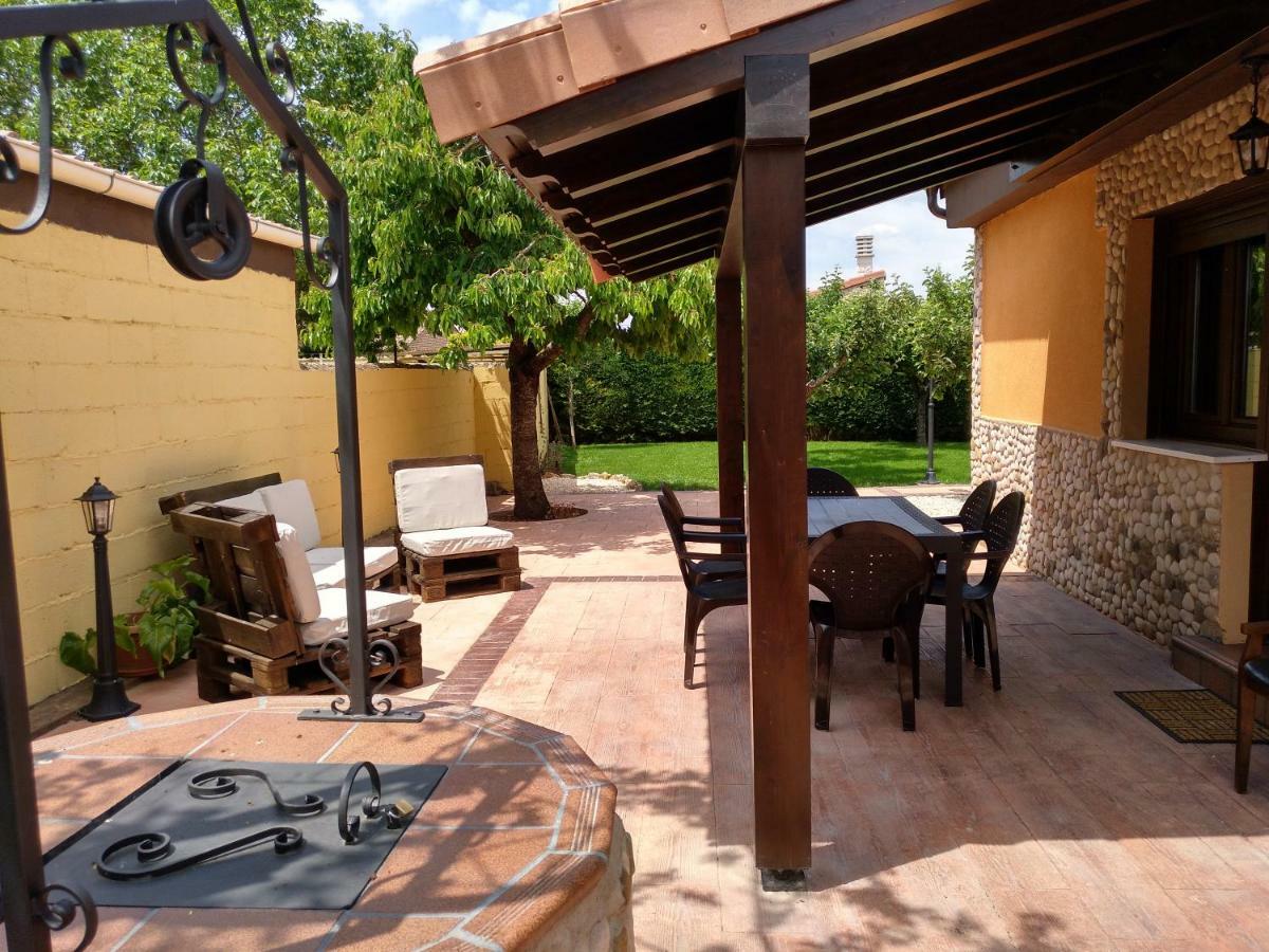 La Casita Del Abuelo Villa Villalmanzo Ngoại thất bức ảnh